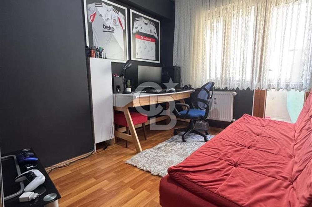 ÇANAKKALE ESENLER SARIMOR SİTESİNDE YENİLENMİŞ GENİŞ 3+1 DAİRE