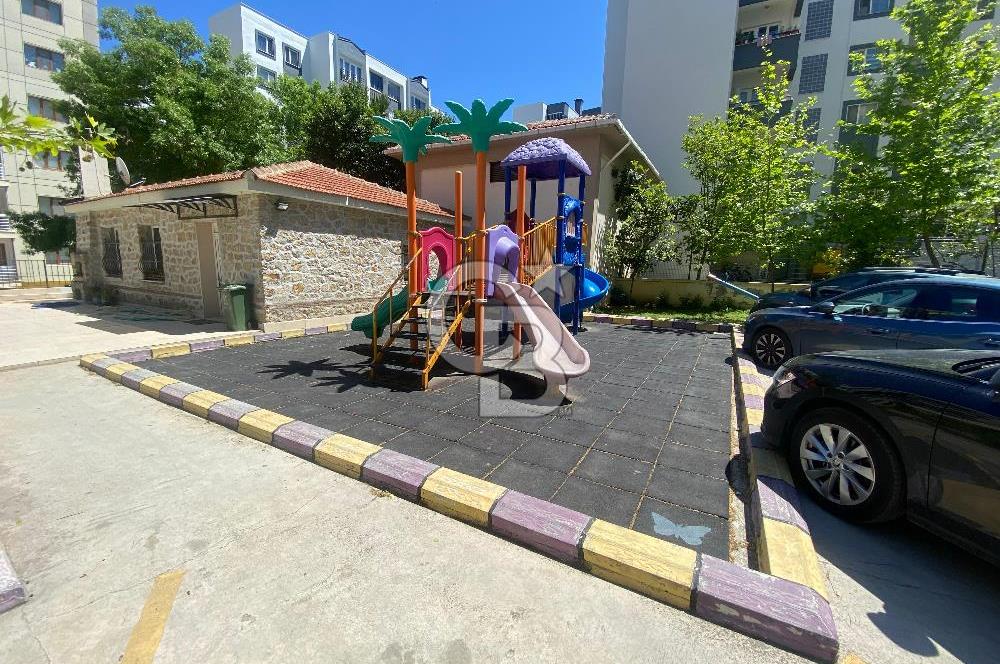 ÇANAKKALE ESENLER SARIMOR SİTESİNDE YENİLENMİŞ GENİŞ 3+1 DAİRE
