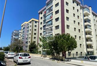 ÇANAKKALE ESENLER SARIMOR SİTESİNDE YENİLENMİŞ GENİŞ 3+1 DAİRE