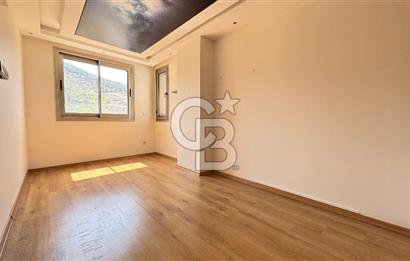 NARLIDERE'DE HARİKA KONUMDA DENİZ MANZARALI SATILIK 3+1 132 M2 NET DAİRE