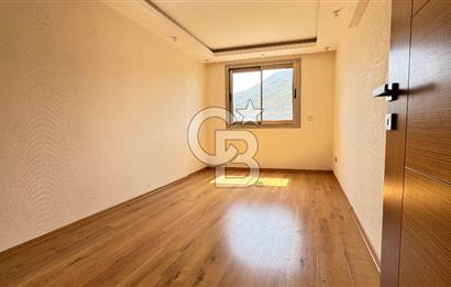 NARLIDERE'DE HARİKA KONUMDA DENİZ MANZARALI SATILIK 3+1 132 M2 NET DAİRE