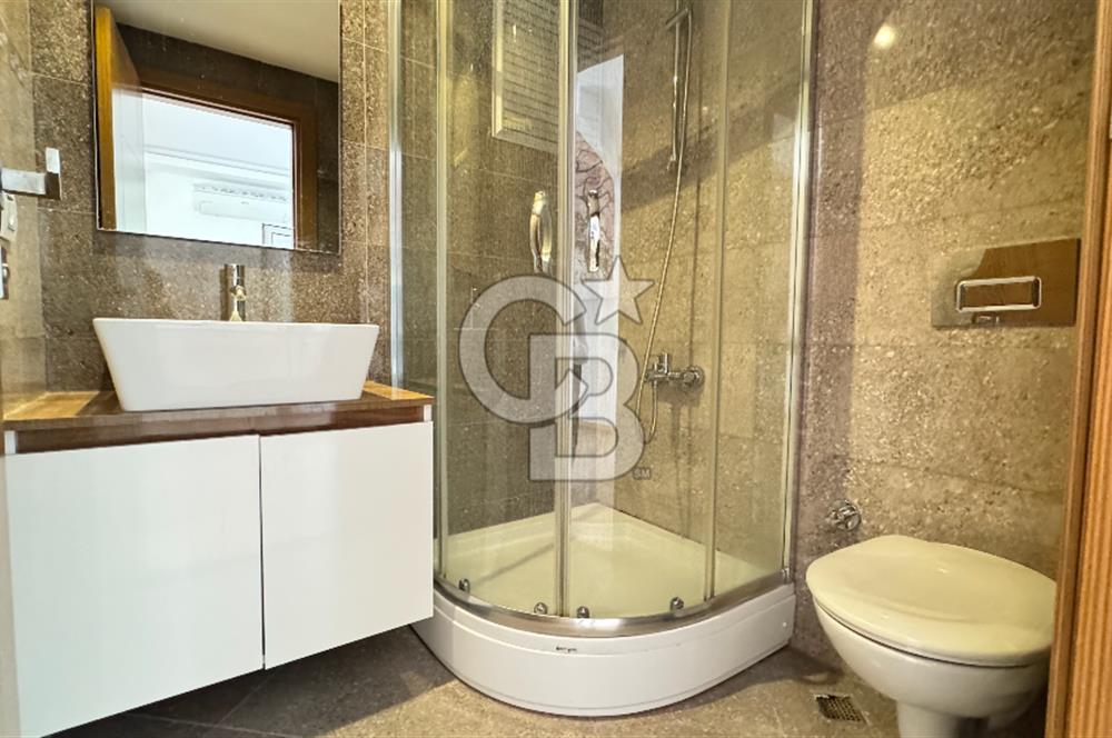 NARLIDERE'DE HARİKA KONUMDA DENİZ MANZARALI SATILIK 3+1 132 M2 NET DAİRE
