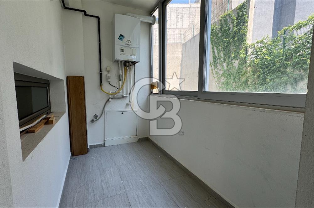 NARLIDERE'DE HARİKA KONUMDA DENİZ MANZARALI SATILIK 3+1 132 M2 NET DAİRE