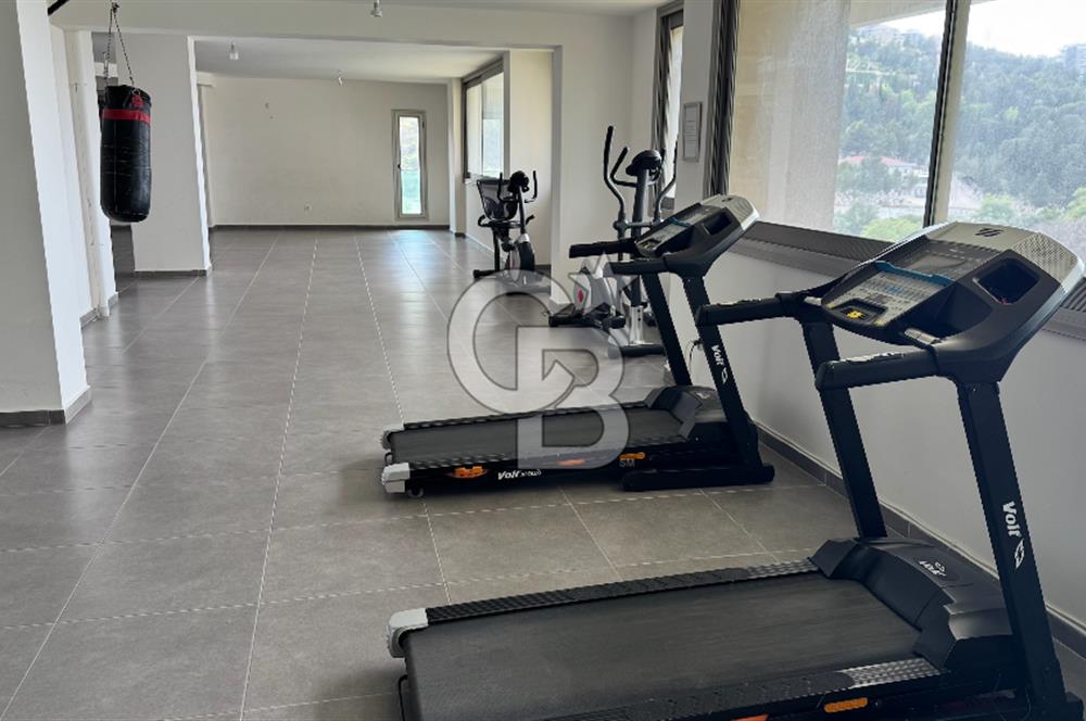 NARLIDERE'DE HARİKA KONUMDA DENİZ MANZARALI SATILIK 3+1 132 M2 NET DAİRE