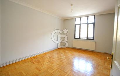 Gaziemir Abdülhamit Yavuz Cad. 3+1 Geniş Kiralık Daire