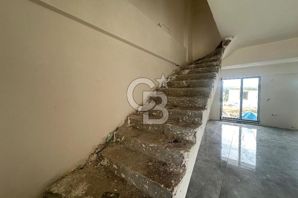 ÇANAKKALE AYVACIK AHMETÇE KÖYÜNDE SATILIK VİLLA