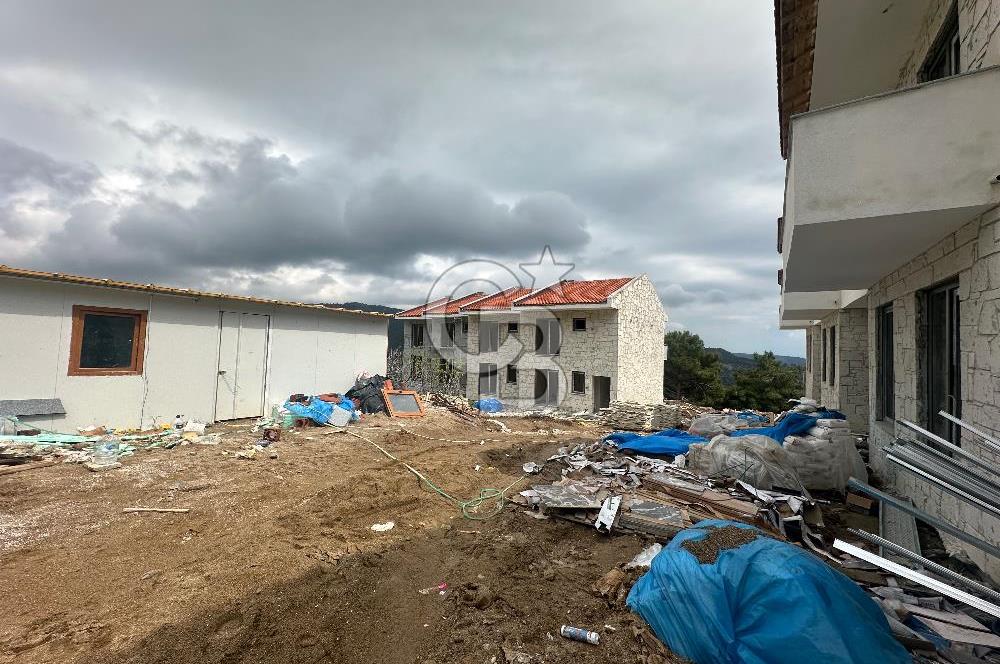 ÇANAKKALE AYVACIK AHMETÇE KÖYÜNDE SATILIK VİLLA