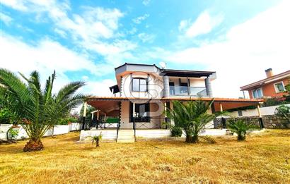 ULAMIŞTA SİTE İÇİNDE 710 M2 ARSA İÇERİSİNDE 3+1 SATILIK VİLLA...