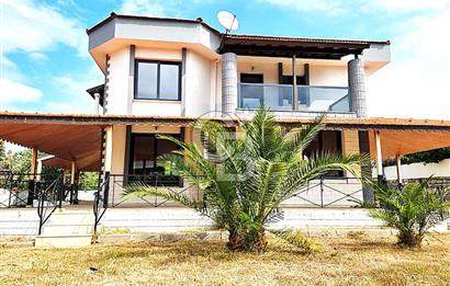 ULAMIŞTA SİTE İÇİNDE 710 M2 ARSA İÇERİSİNDE 3+1 SATILIK VİLLA...