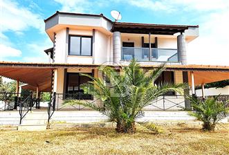 ULAMIŞTA SİTE İÇİNDE 710 M2 ARSA İÇERİSİNDE 3+1 SATILIK VİLLA...