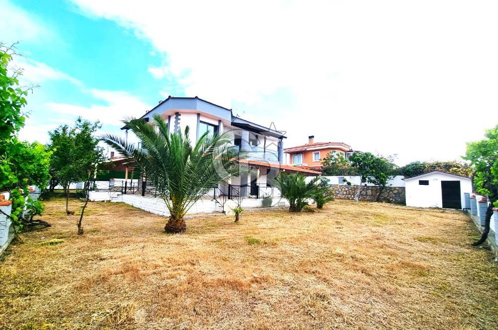 ULAMIŞTA SİTE İÇİNDE 710 M2 ARSA İÇERİSİNDE 3+1 SATILIK VİLLA...