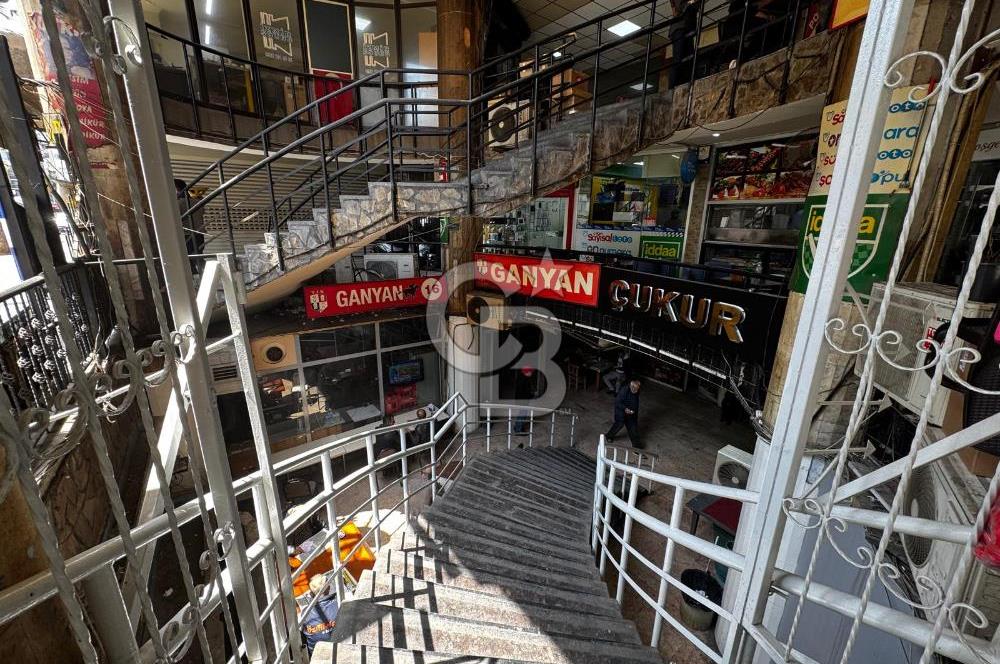 İZMİR BASMANE FEVZİPAŞA BULVARINDA ARSA DEĞERİ YÜKSEK YATIRIMLIK