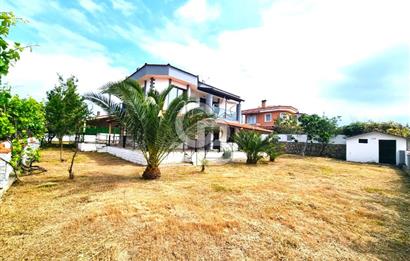 ULAMIŞTA SİTE İÇİNDE 710 M2 ARSA İÇERİSİNDE 3+1 SATILIK VİLLA...
