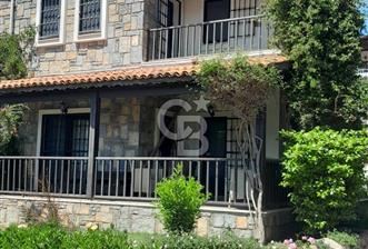 BODRUM GÜNDOĞAN'DA DÖNEMSEL KİRALIK 2+1 DUBLEKS VİLLA