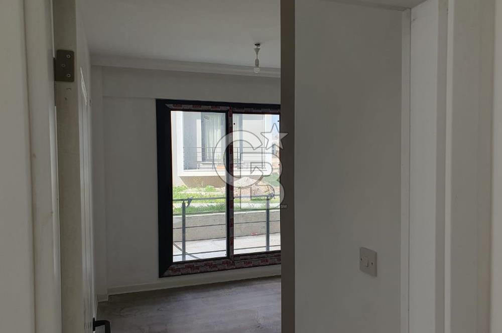 K.K.T.C. GİRNE ALSANCAK 1+1 60 M2 EŞDEĞER KOÇANLI DAİRE