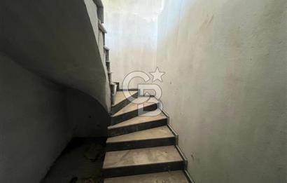 İzmir Foçada Bağarası Sitede 4+1 Kış Bahçeli Bahçe Dubleks 