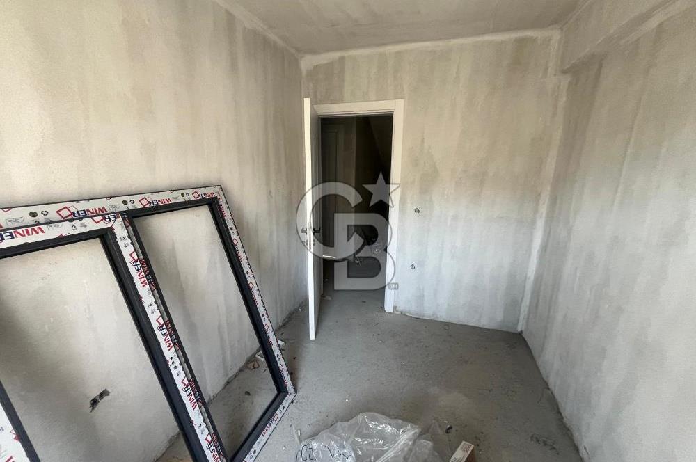 İzmir Foçada Bağarası Sitede 4+1 Kış Bahçeli Bahçe Dubleks 