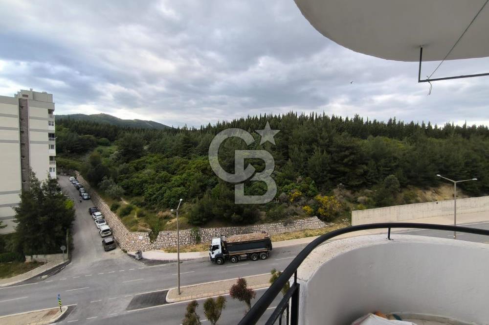 Gaziemir Evka-7'de 2+1 Eşyalı Tadilatlı Kiralık Daire