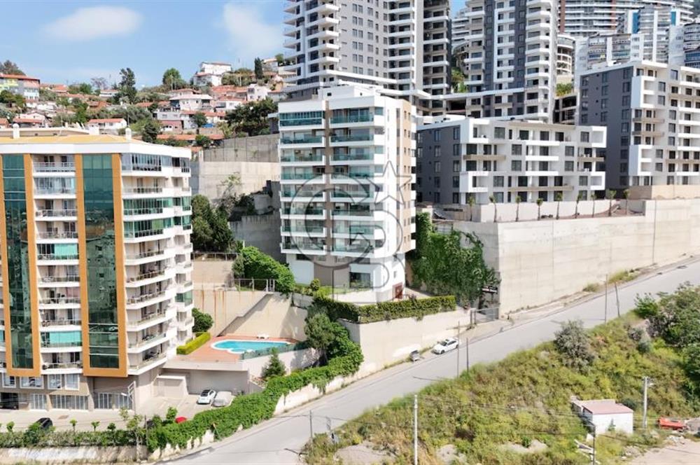 NARLIDERE'DE HARİKA KONUMDA DENİZ MANZARALI SATILIK 3+1 132 M2 NET DAİRE
