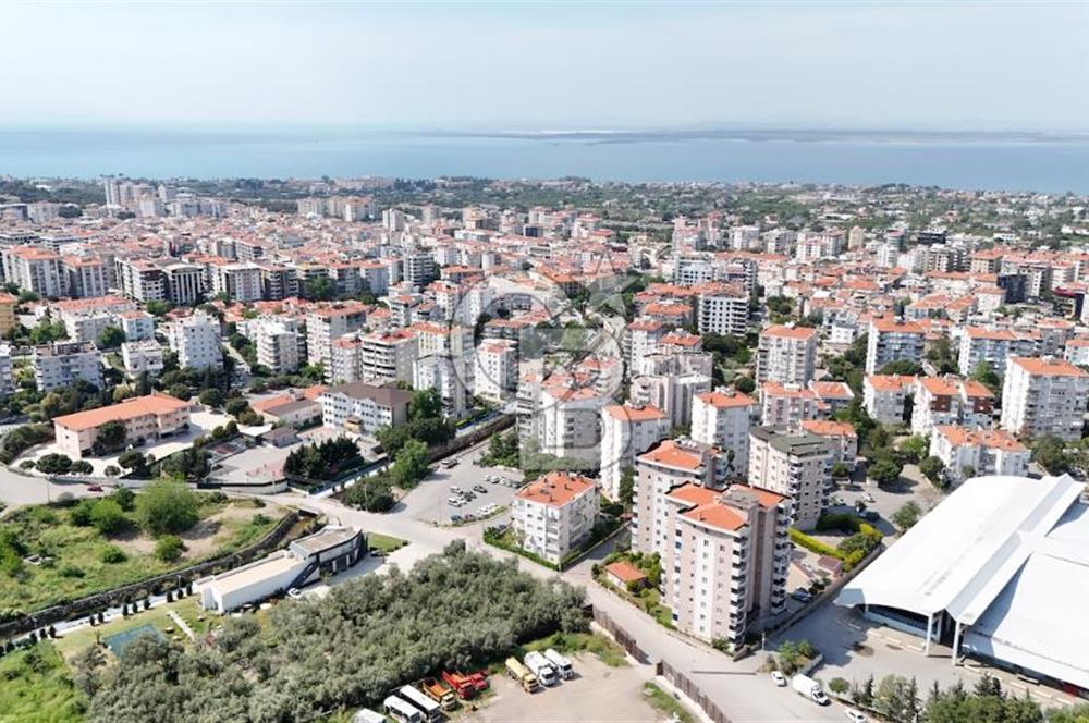 NARLIDERE'DE HARİKA KONUMDA DENİZ MANZARALI SATILIK 3+1 132 M2 NET DAİRE