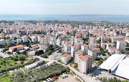 NARLIDERE'DE HARİKA KONUMDA DENİZ MANZARALI SATILIK 3+1 132 M2 NET DAİRE