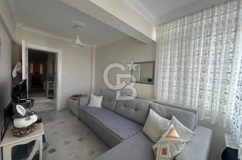 Bornova Atatürk Mahallesi Satılık 3 katlı Müstakil Ev 