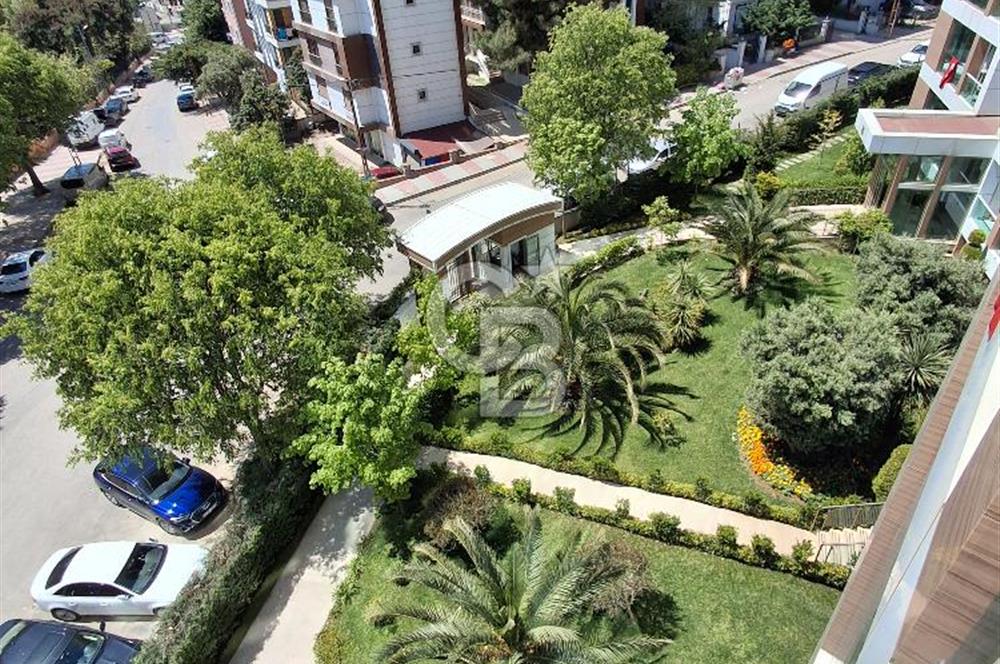 Kartal Petroliş te Deniz Manzaralı Site İçerisinde Satılık 3+1 Daire