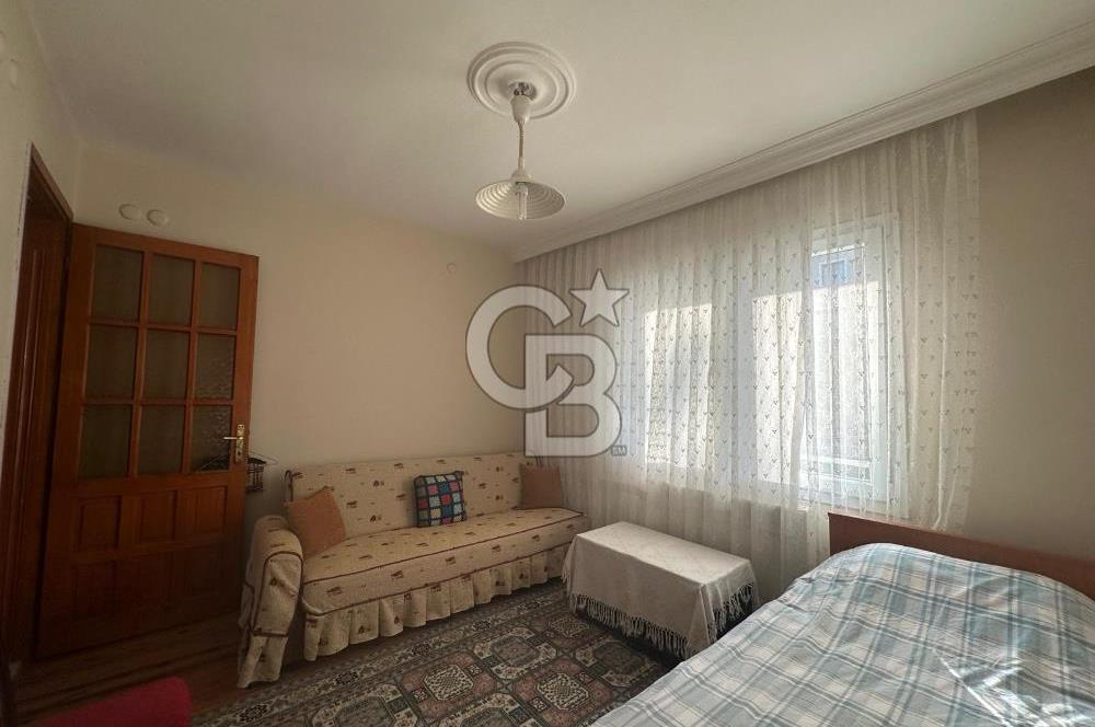 Bornova Atatürk Mahallesi Satılık 3 katlı Müstakil Ev 