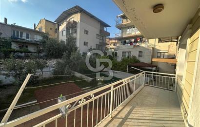 Bornova Atatürk Mahallesi Satılık 3 katlı Müstakil Ev 