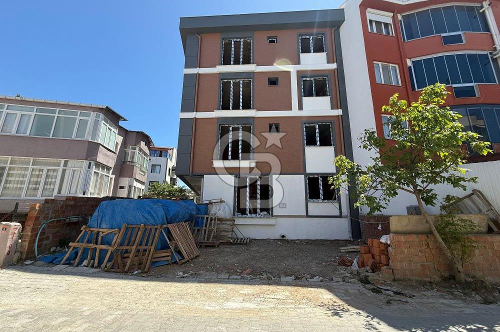 ÇANAKKALE KEPEZ CUMHURİYET MAHALLESİ AÇIK MUTFAK SATILIK 1+1 DAİRE