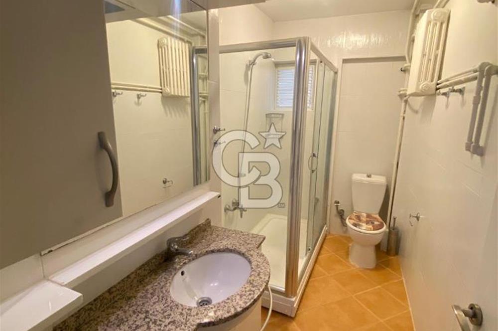 Emirgan'da Boğaz Manzaralı Kiralık 1+1 Daire