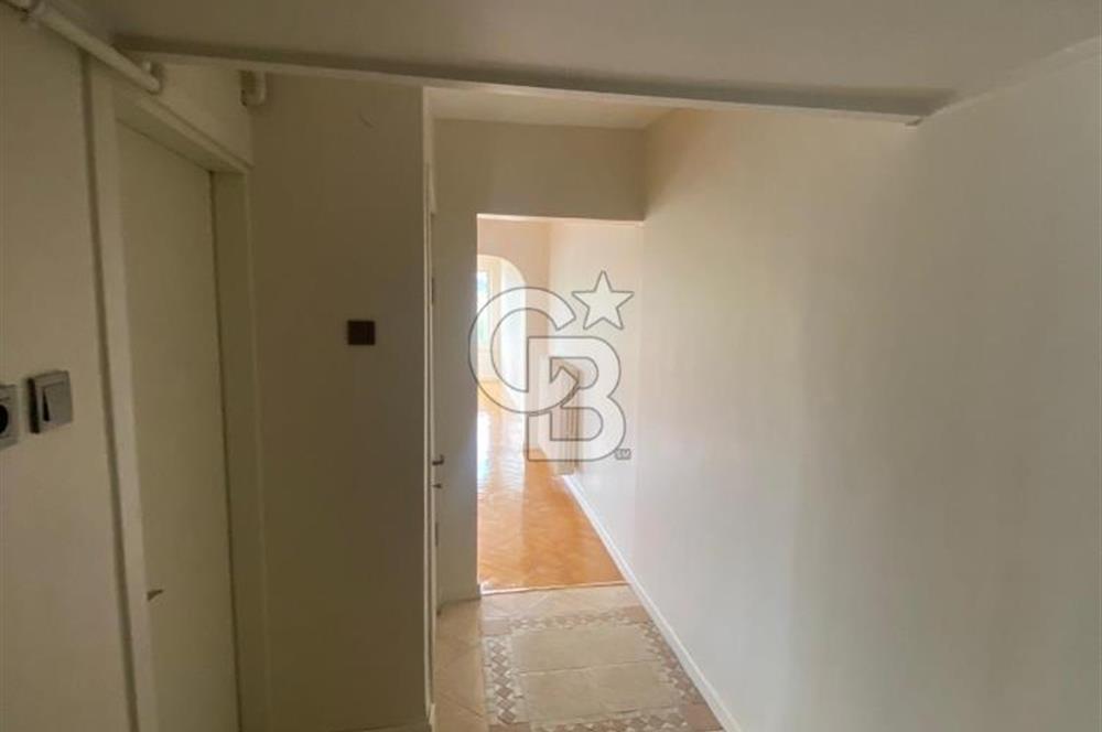 Emirgan'da Boğaz Manzaralı Kiralık 1+1 Daire