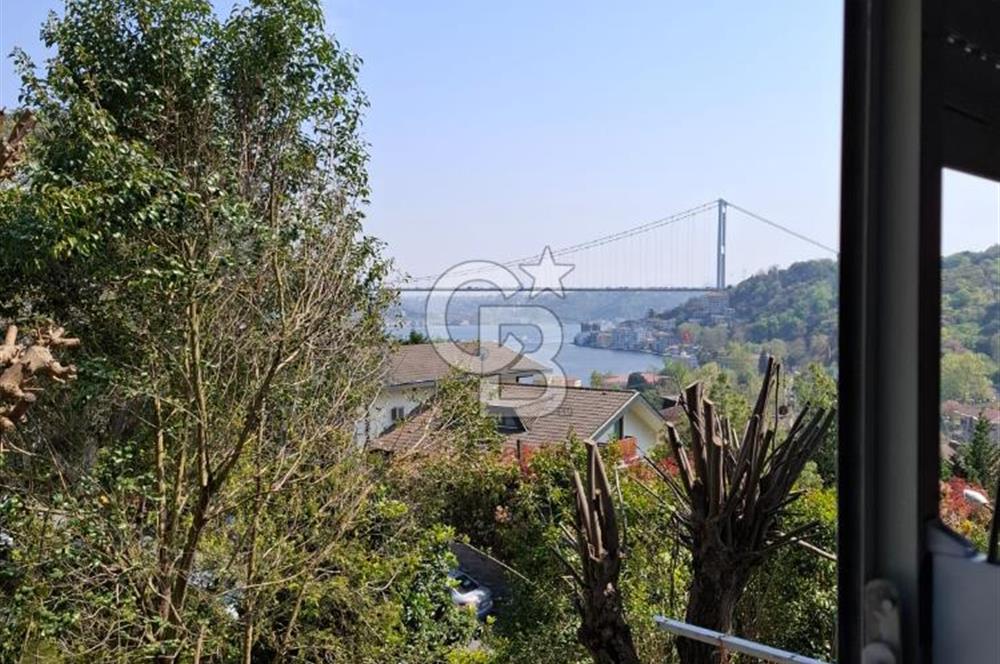 Emirgan'da Boğaz Manzaralı Kiralık 1+1 Daire