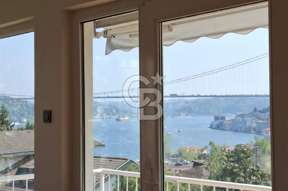 Emirgan'da Boğaz Manzaralı Kiralık 1+1 Daire