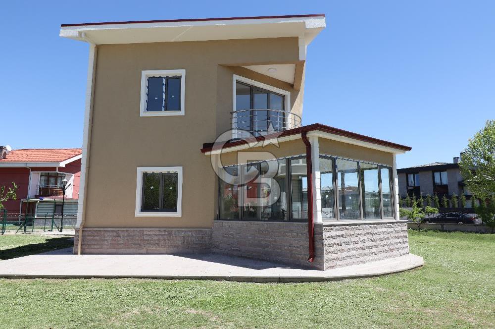 Cb Vizyon Tuğba ERKAL'dan Siteİçi FullYapılı Geniş Bahçeli Villa
