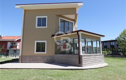 Cb Vizyon Tuğba ERKAL'dan Siteİçi FullYapılı Geniş Bahçeli Villa