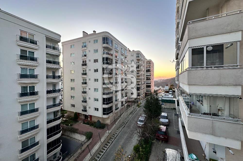 Körfez Mahallesi Satılık 3+1 Daire