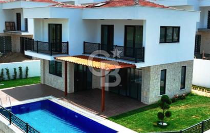Avşa Adası Deniz Manzaralı Satılık 3+1 Sıfır Villa