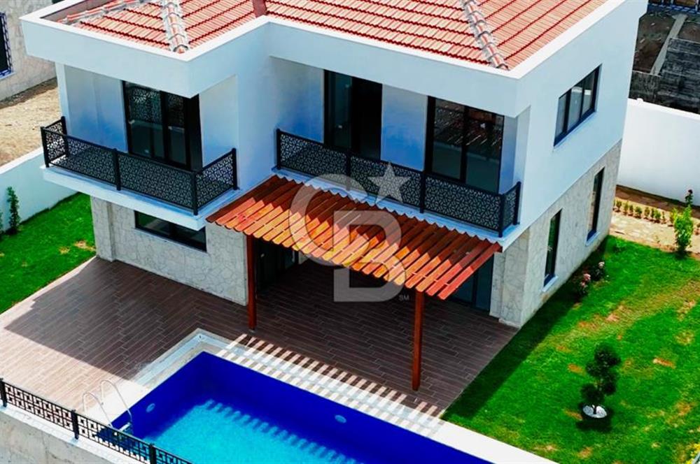 Avşa Adası Deniz Manzaralı Satılık 3+1 Sıfır Villa