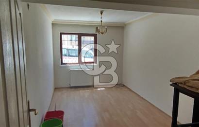 Akpınar Dikmen caddesi yakını 3+1 bahçe katı
