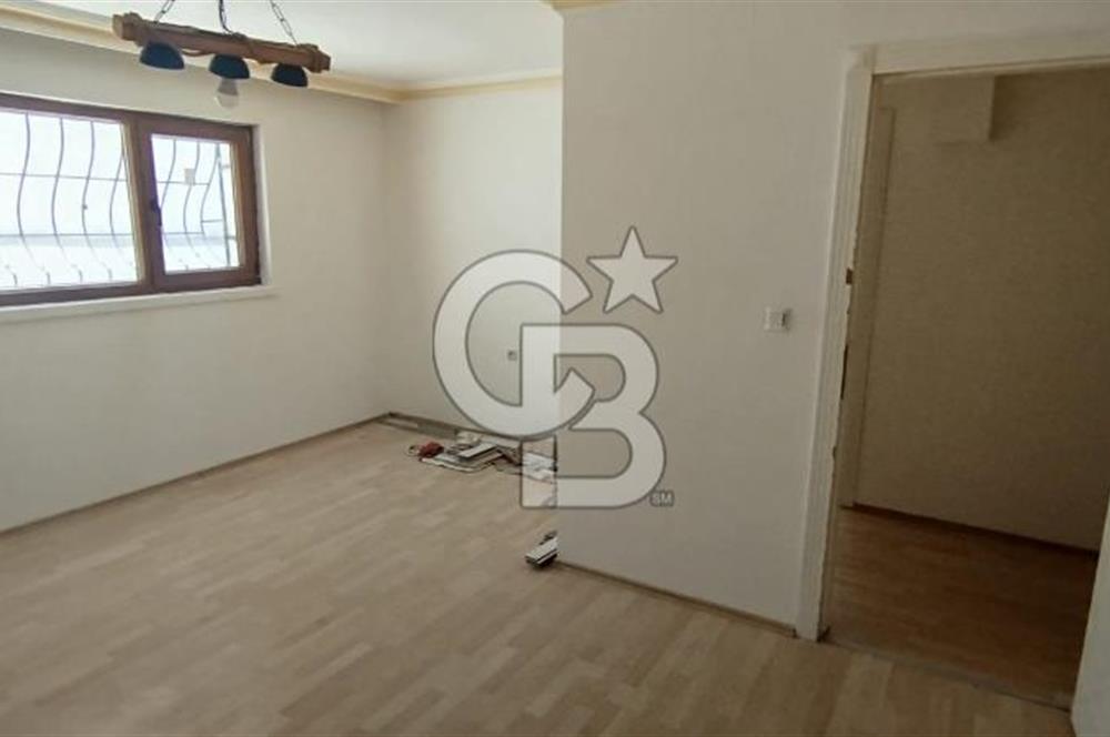Akpınar Dikmen caddesi yakını 3+1 bahçe katı