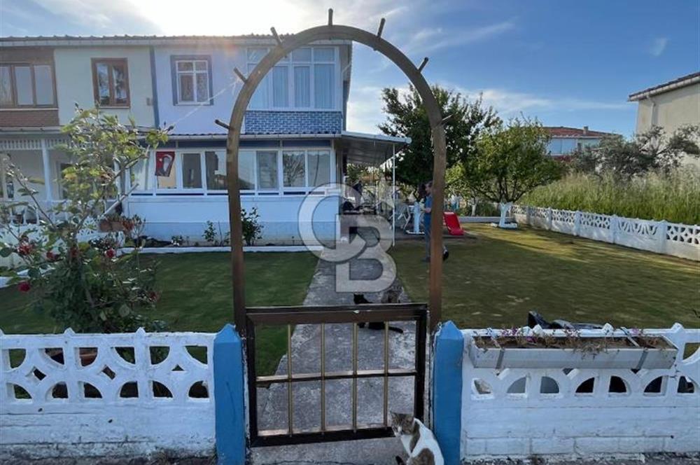 Biga Kumkent sitesinde satılık 4+1 bakımlı yazlık