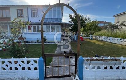 Biga Kumkent sitesinde satılık 4+1 bakımlı yazlık