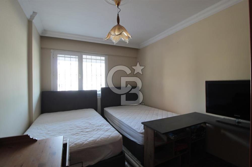 Bayraklı, Mansuroğlu Mahallesi'nde, Otoparklı, Satılık 2+1 Daire