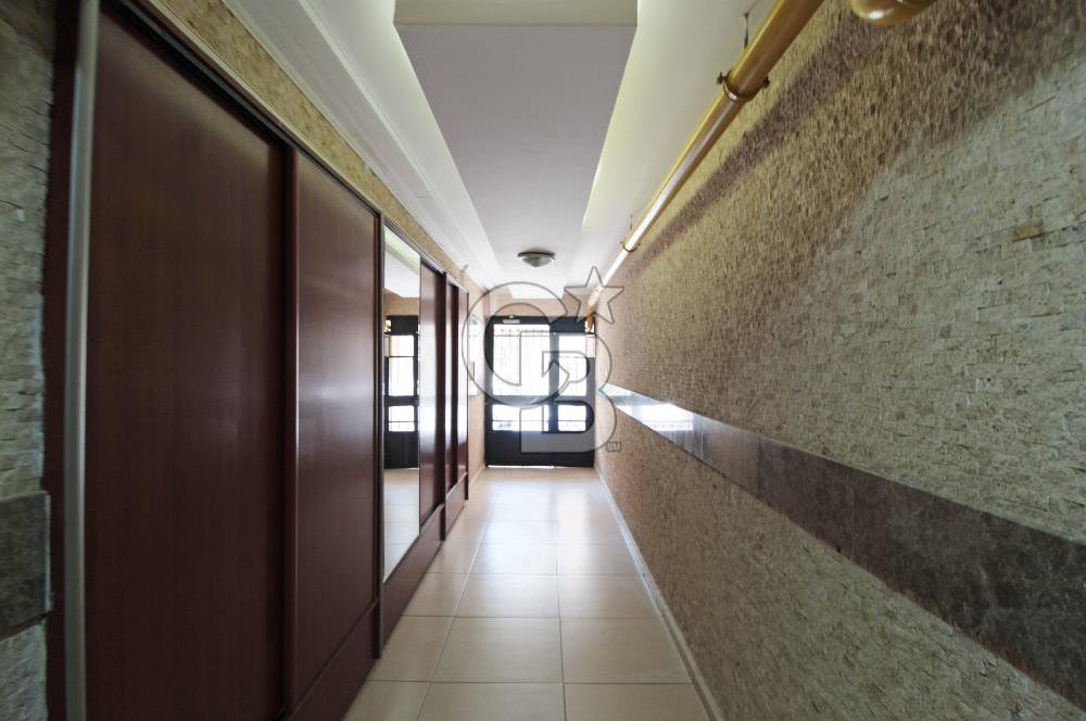 Bayraklı, Mansuroğlu Mahallesi'nde, Otoparklı, Satılık 2+1 Daire