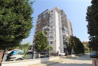 Bayraklı, Mansuroğlu Mahallesi'nde, Otoparklı, Satılık 2+1 Daire