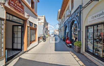 Ayvalık'ta,Eşsiz bir konumda, Denize sıfır,Satılık Emsalsiz Mülk