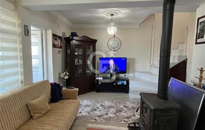 Biga Kumkent sitesinde satılık 4+1 bakımlı yazlık