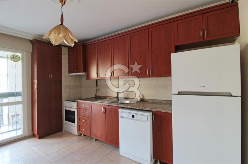 Bayraklı, Mansuroğlu Mahallesi'nde, Otoparklı, Satılık 2+1 Daire