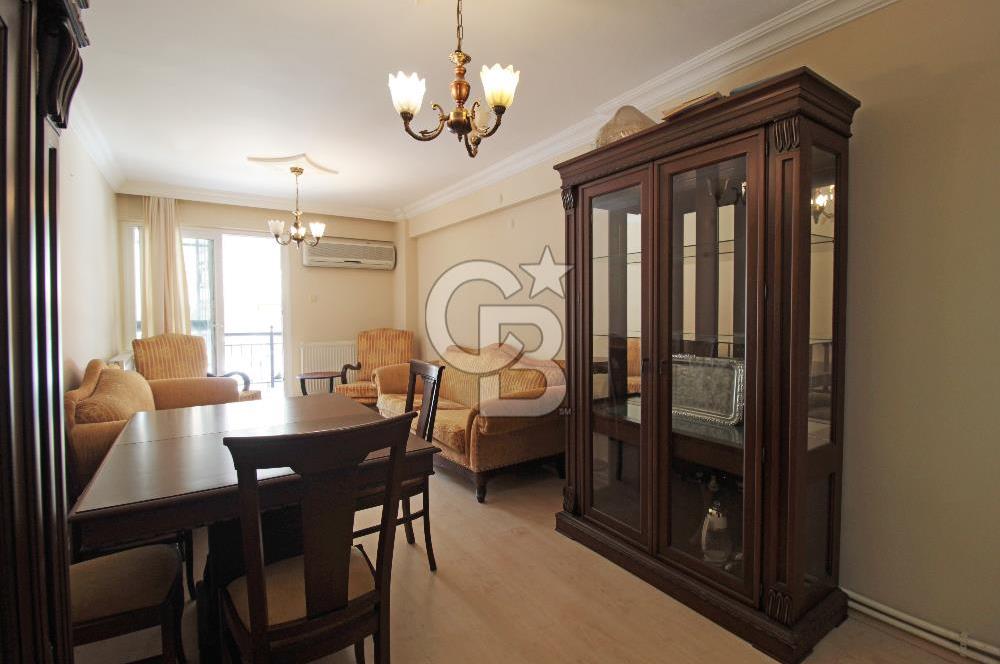 Bayraklı, Mansuroğlu Mahallesi'nde, Otoparklı, Satılık 2+1 Daire